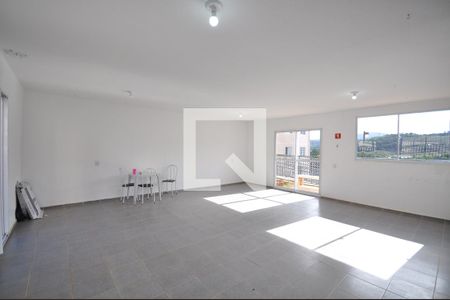 Apartamento para alugar com 38m², 2 quartos e sem vagaÁrea comum - Salão de festas