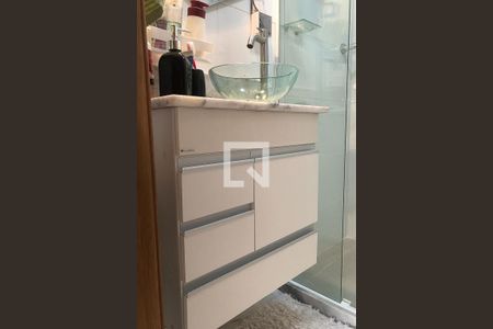 Apartamento à venda com 100m², 2 quartos e 1 vagaBanheiro da Suíte