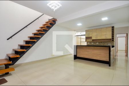Sala de casa à venda com 2 quartos, 140m² em Vila Camargos, Guarulhos