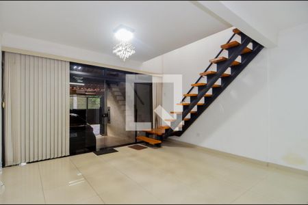 Sala de casa à venda com 2 quartos, 140m² em Vila Camargos, Guarulhos