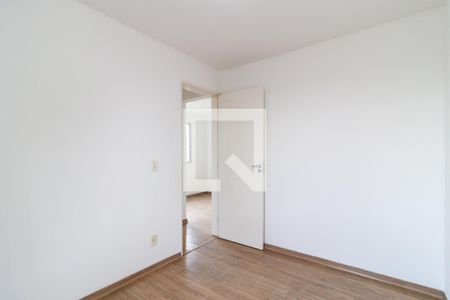 Quarto 1 de apartamento para alugar com 2 quartos, 48m² em Parque Munhoz, São Paulo