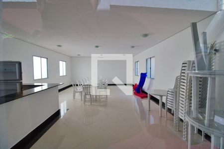 Apartamento para alugar com 48m², 2 quartos e 1 vagaÁrea comum - Salão de festas