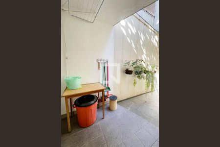 Casa à venda com 238m², 3 quartos e 3 vagasÁrea de Serviço