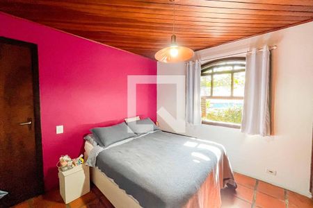 Casa à venda com 238m², 3 quartos e 3 vagasQuarto