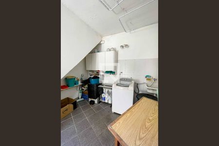 Casa à venda com 238m², 3 quartos e 3 vagasÁrea de Serviço