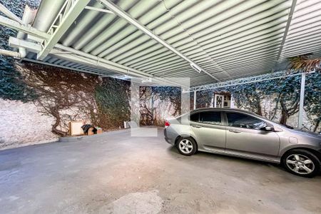 Casa à venda com 238m², 3 quartos e 3 vagasGaragem