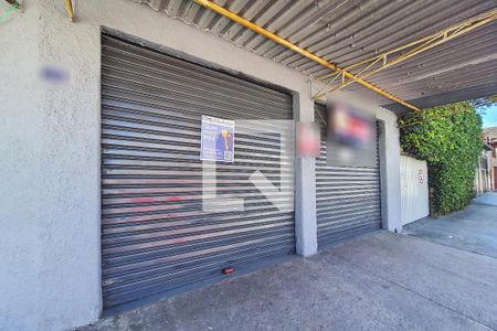 Casa à venda com 238m², 3 quartos e 3 vagasFachada