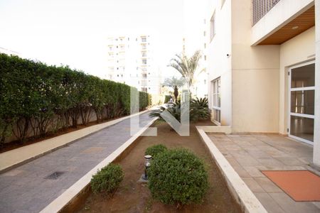 Apartamento à venda com 70m², 3 quartos e 1 vaga Apartamento à venda com 70m², 3 quartos e 1 vagaÁrea externa