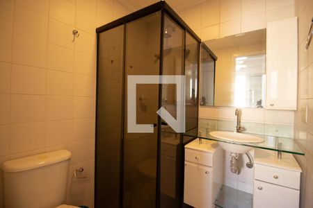 Apartamento à venda com 70m², 3 quartos e 1 vaga Apartamento à venda com 70m², 3 quartos e 1 vagaBanheiro da Suíte