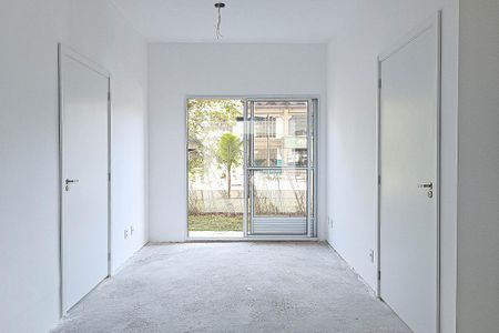 Sala de apartamento à venda com 2 quartos, 56m² em Vila Sabrina, São Paulo