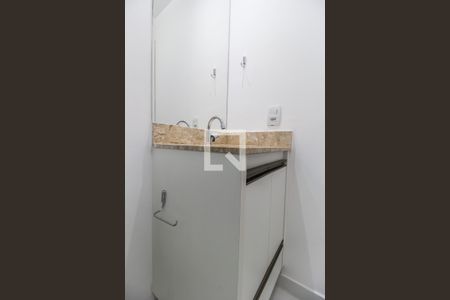 Apartamento para alugar com 71m², 3 quartos e 1 vaga Apartamento para alugar com 71m², 3 quartos e 1 vagaBanheiro da Suíte