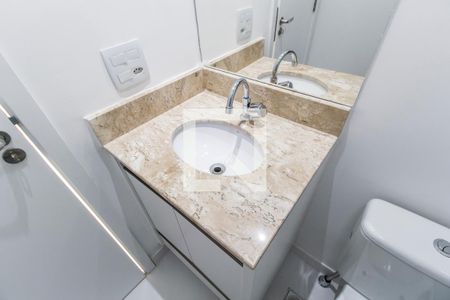 Apartamento para alugar com 71m², 3 quartos e 1 vaga Apartamento para alugar com 71m², 3 quartos e 1 vagaDetalhe do banheiro