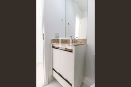 Apartamento para alugar com 71m², 3 quartos e 1 vaga Apartamento para alugar com 71m², 3 quartos e 1 vagaBanheiro 2