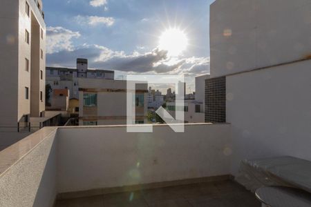 Apartamento à venda com 100m², 2 quartos e 2 vagasCobertura