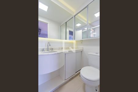 Apartamento à venda com 76m², 2 quartos e 2 vagasBanheiro 2