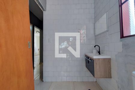 Casa à venda com 90m², 3 quartos e 2 vagasBanheiro e Área de Serviço
