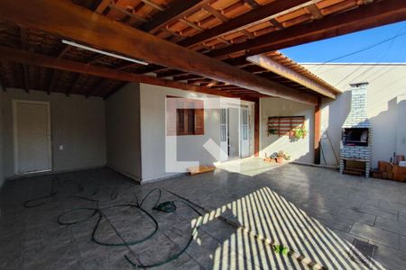 Casa à venda com 90m², 3 quartos e 2 vagasQuintal - Garagem 