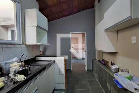 Casa à venda com 90m², 3 quartos e 2 vagasCozinha