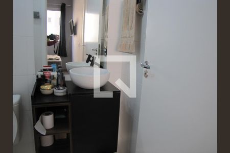 Banheiro da Suíte de apartamento para alugar com 1 quarto, 28m² em Vila Penteado, São Paulo