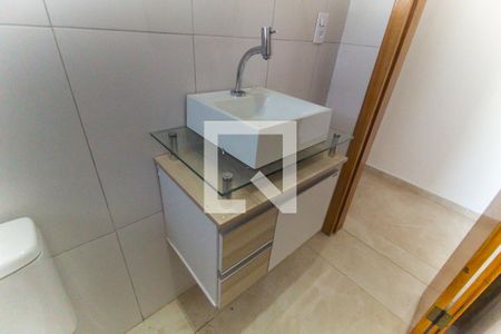 Apartamento à venda com 44m², 2 quartos e 1 vaga Apartamento à venda com 44m², 2 quartos e 1 vagaBanheiro