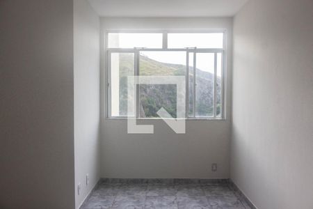 Detalhe Sala de apartamento à venda com 2 quartos, 52m² em Engenhoca, Niterói