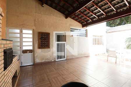 Casa à venda com 275m², 5 quartos e 5 vagasÁrea Externa e Churrasqueira