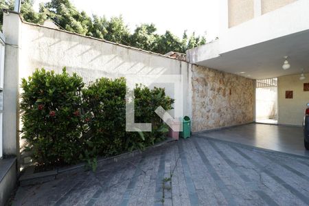 Casa à venda com 275m², 5 quartos e 5 vagasGaragem