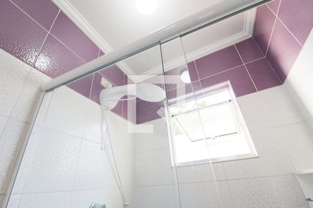 Casa à venda com 275m², 5 quartos e 5 vagasBanheiro de Serviço