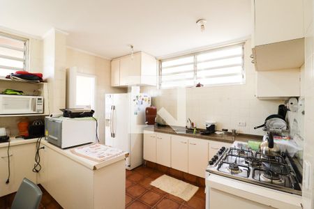 Casa à venda com 275m², 5 quartos e 5 vagasCozinha