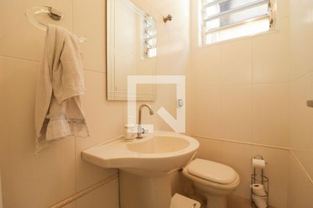 Casa à venda com 275m², 5 quartos e 5 vagasLavabo