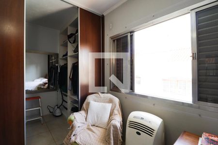 Casa à venda com 275m², 5 quartos e 5 vagasSuíte