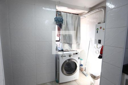 Apartamento para alugar com 75m², 3 quartos e 1 vagaÁrea de Serviço