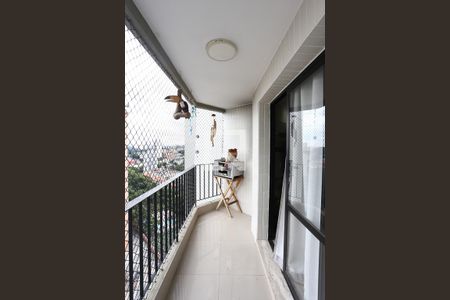 Varanda de apartamento para alugar com 3 quartos, 75m² em Jardim Caboré, São Paulo