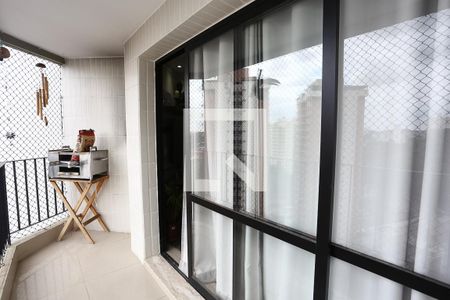 Apartamento para alugar com 75m², 3 quartos e 1 vagaVaranda