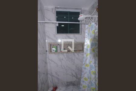 Casa para alugar com 96m², 2 quartos e 1 vagaBanheiro 