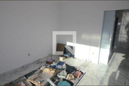 Casa para alugar com 96m², 2 quartos e 1 vagaQuarto 2