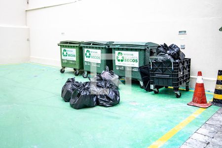 Apartamento à venda com 77m², 2 quartos e 1 vagaÁrea Comum