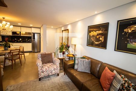 Apartamento à venda com 77m², 2 quartos e 1 vagaSala