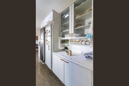 Apartamento à venda com 242m², 4 quartos e 4 vagasCozinha