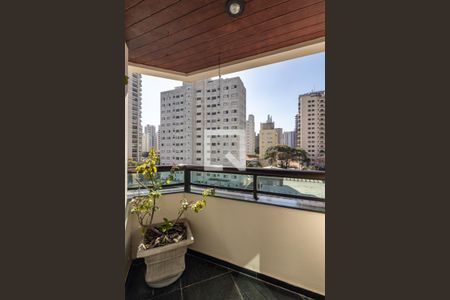 Apartamento à venda com 242m², 4 quartos e 4 vagasSuíte 4