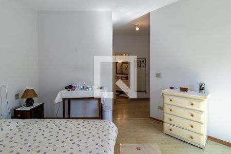 Apartamento à venda com 242m², 4 quartos e 4 vagasSuíte 4