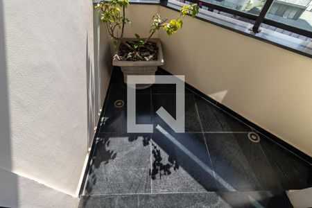 Apartamento à venda com 242m², 4 quartos e 4 vagasSuíte 4