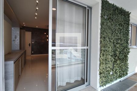 Apartamento à venda com 78m², 2 quartos e 1 vaga Apartamento à venda com 78m², 2 quartos e 1 vagaVaranda da Sala