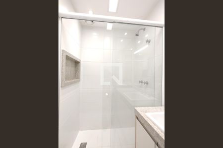 Apartamento à venda com 78m², 2 quartos e 1 vagaBanheiro da Suíte