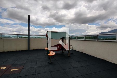 Apartamento à venda com 78m², 2 quartos e 1 vaga Apartamento à venda com 78m², 2 quartos e 1 vagaÁrea comum - Playground