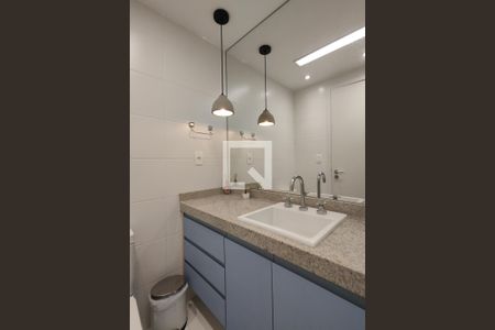 Apartamento à venda com 78m², 2 quartos e 1 vagaBanheiro Social