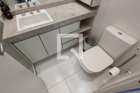 Apartamento à venda com 78m², 2 quartos e 1 vaga Apartamento à venda com 78m², 2 quartos e 1 vagaBanheiro da Suíte