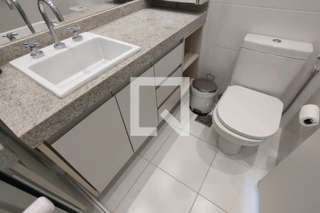 Apartamento à venda com 78m², 2 quartos e 1 vaga Apartamento à venda com 78m², 2 quartos e 1 vagaBanheiro da Suíte