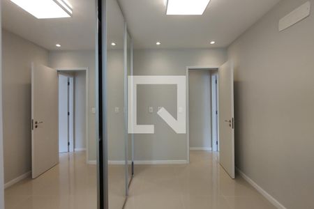 Apartamento à venda com 78m², 2 quartos e 1 vaga Apartamento à venda com 78m², 2 quartos e 1 vagaQuarto 1 - Armários