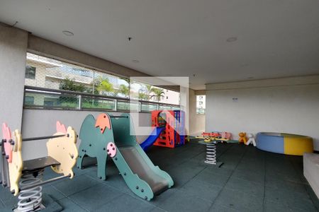 Apartamento à venda com 78m², 2 quartos e 1 vaga Apartamento à venda com 78m², 2 quartos e 1 vagaÁrea comum - Playground